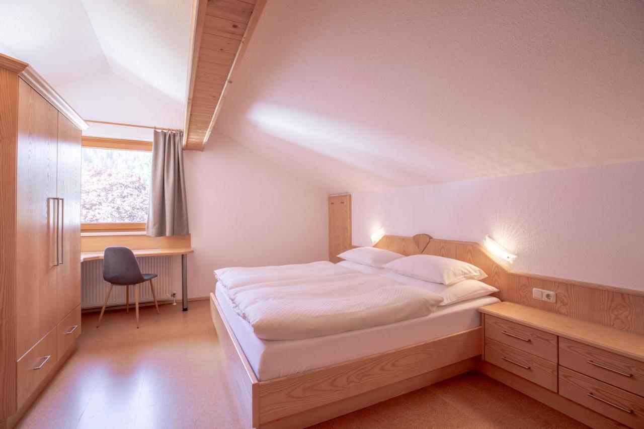 Haus Praxmarer Apartment Sankt Anton am Arlberg Bagian luar foto